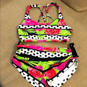 CLOSET CLEAROUT Yogabella bra and short set